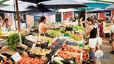 De groene markt van Rovinj