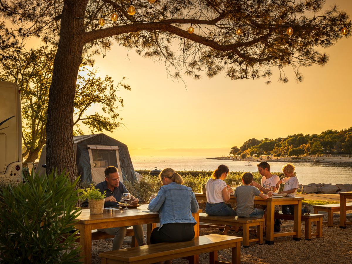 Restaurantje op camping valkanela in kroatie