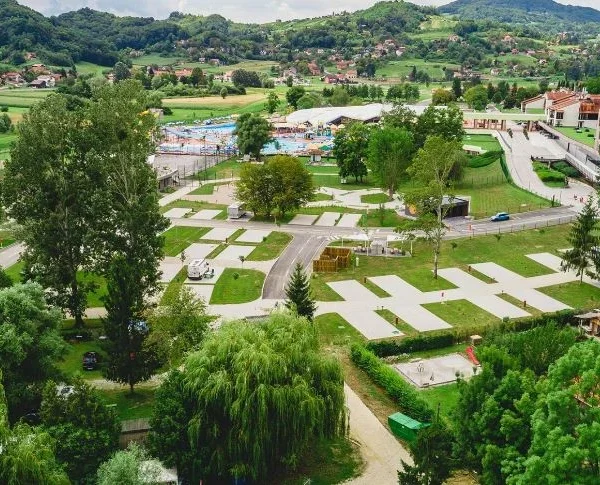 glamping village terme tuhelj in tuhelj kampeerplek