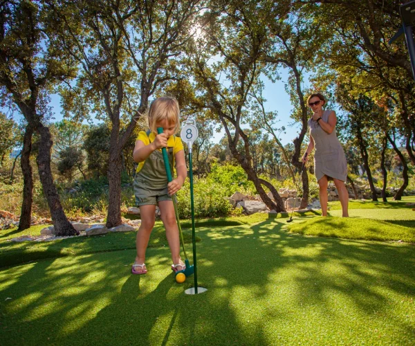 camping lopari in dalmatie midgetgolfbaan