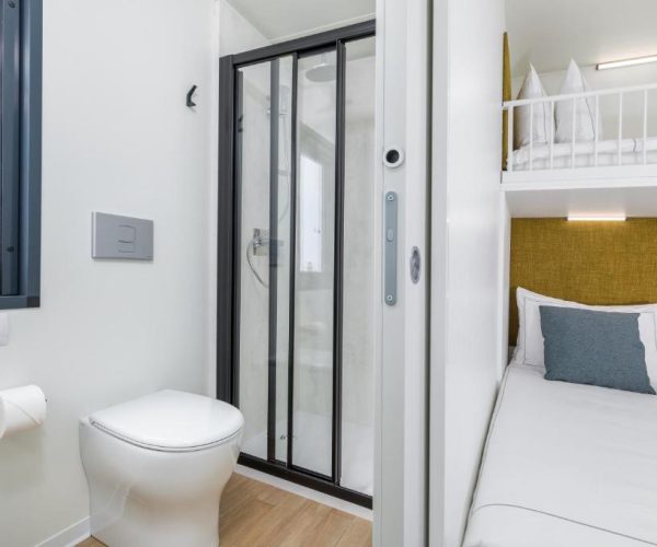 camping stupice in istrie badkamer