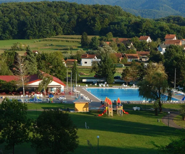camping terme jezercica in centraal kroatie overview