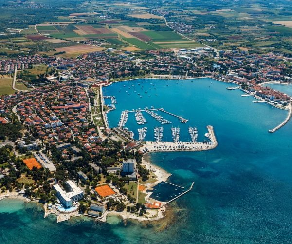 De haven van Umag in Kroatië