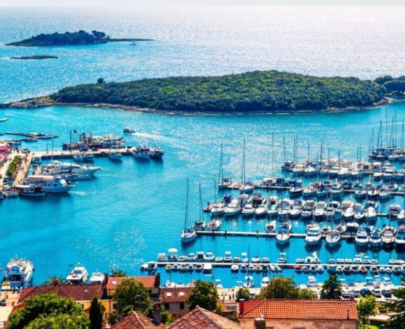 De haven van Vrsar in Kroatië